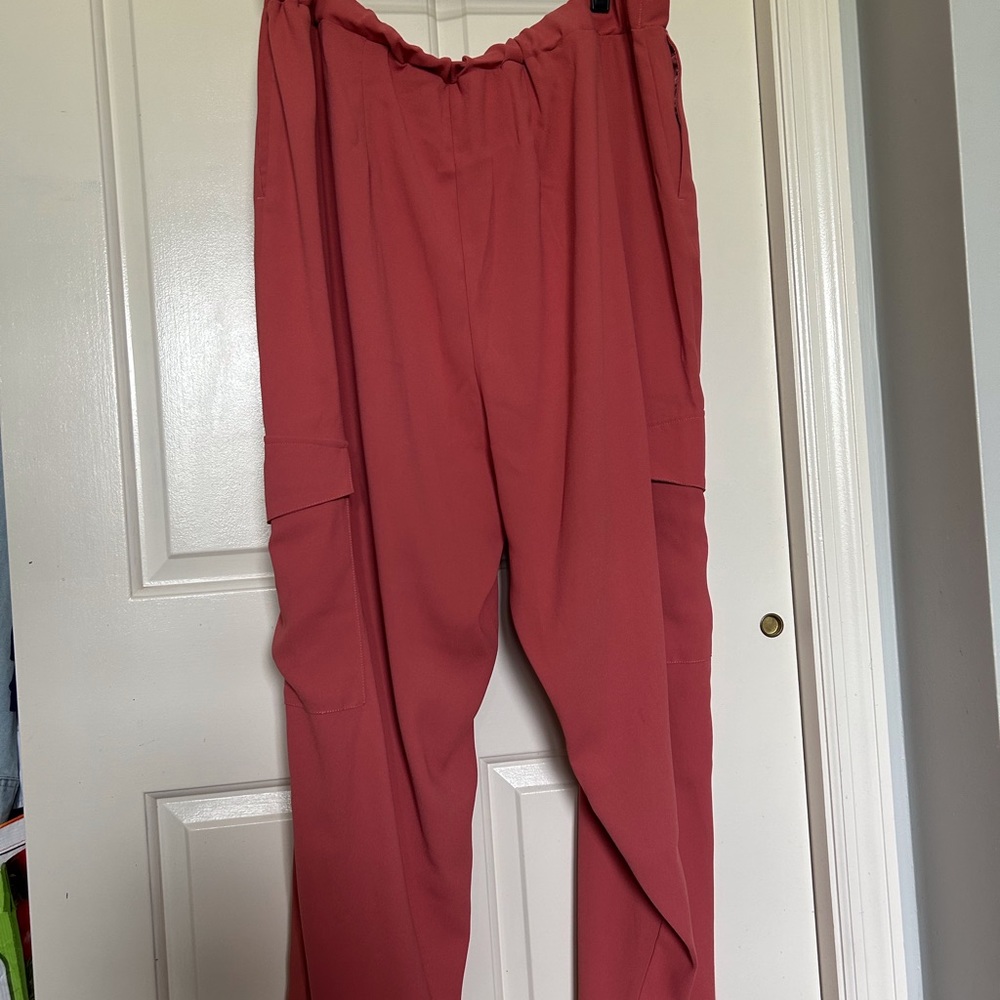 Coral Elastic Waist Cargo Pants